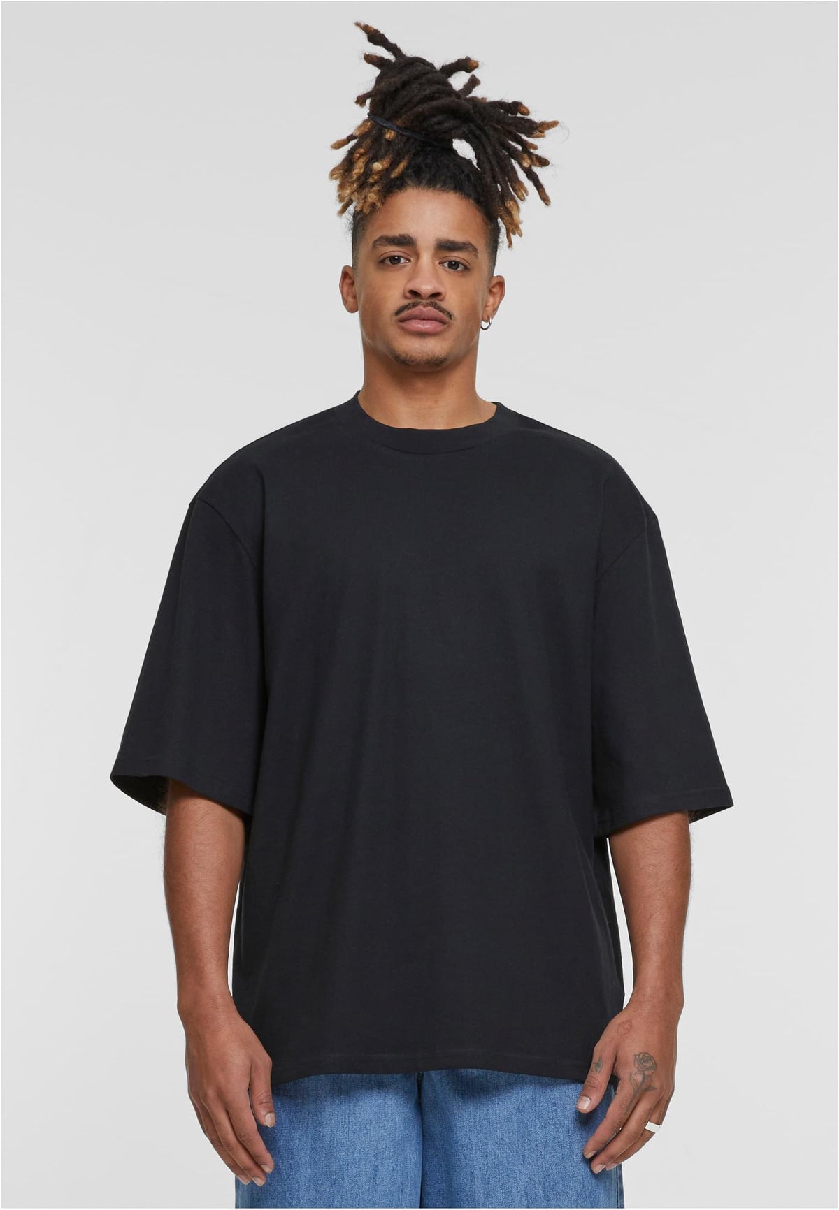 Oversized Sleeve T-Shirt 240 GSM