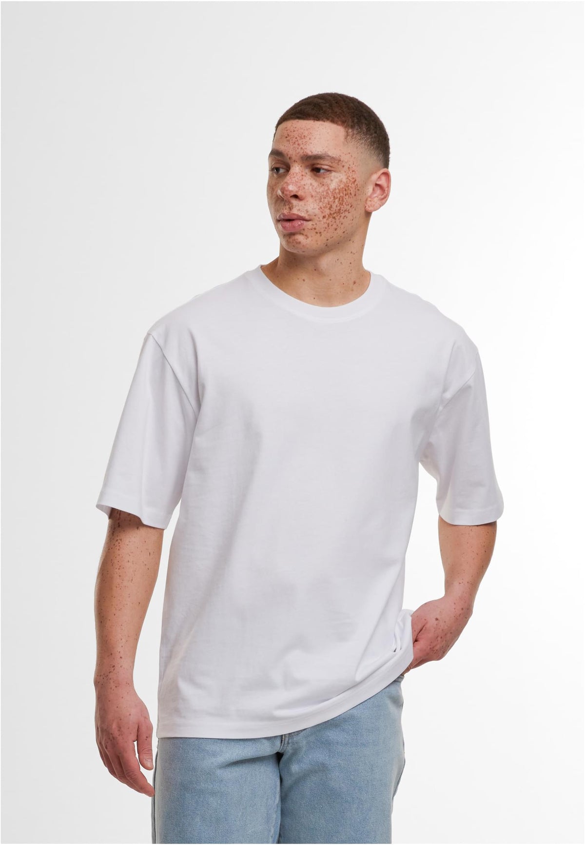 Loose Fit Tee 200 GSM