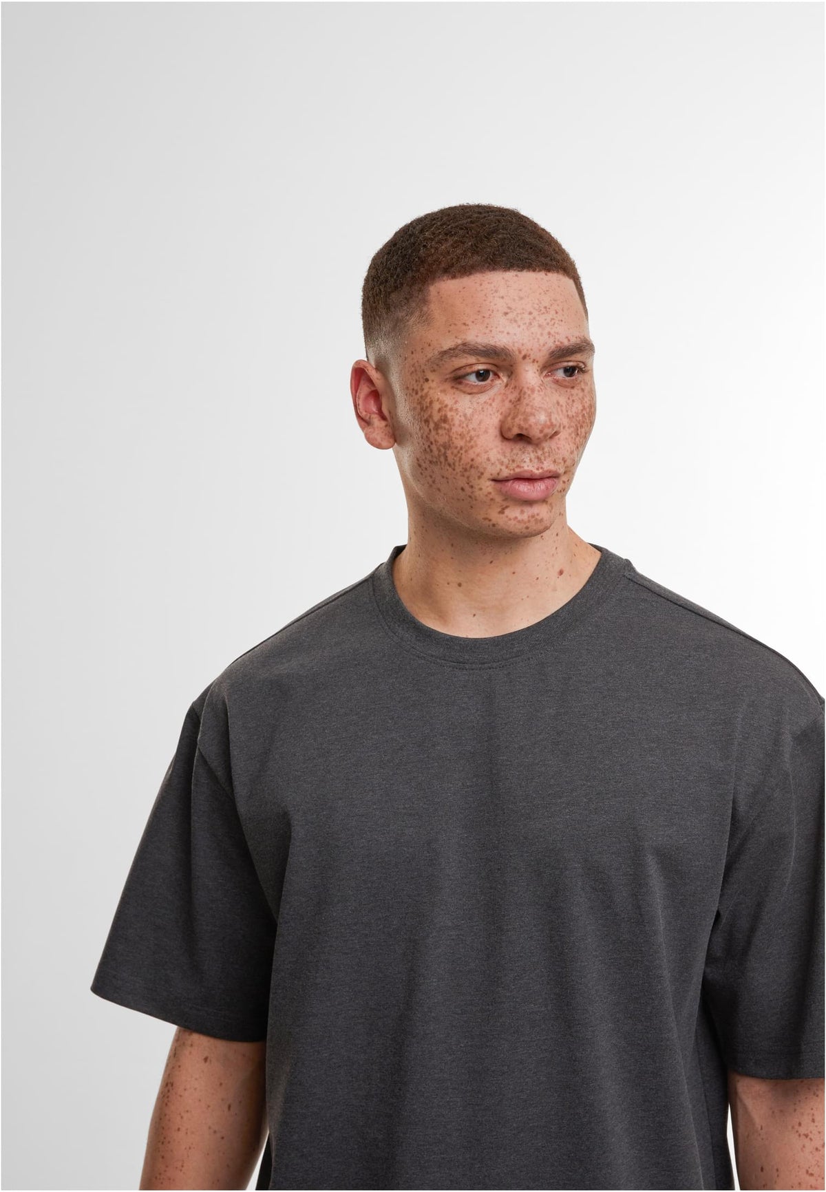 Loose Fit Tee 200 GSM