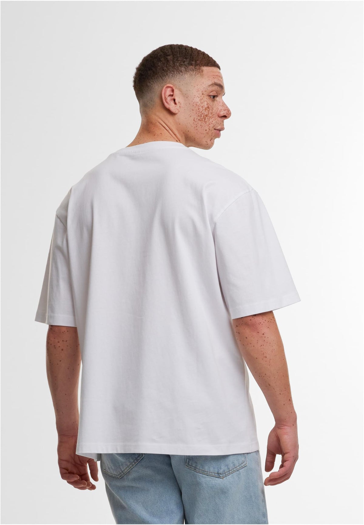 Loose Fit Tee 200 GSM