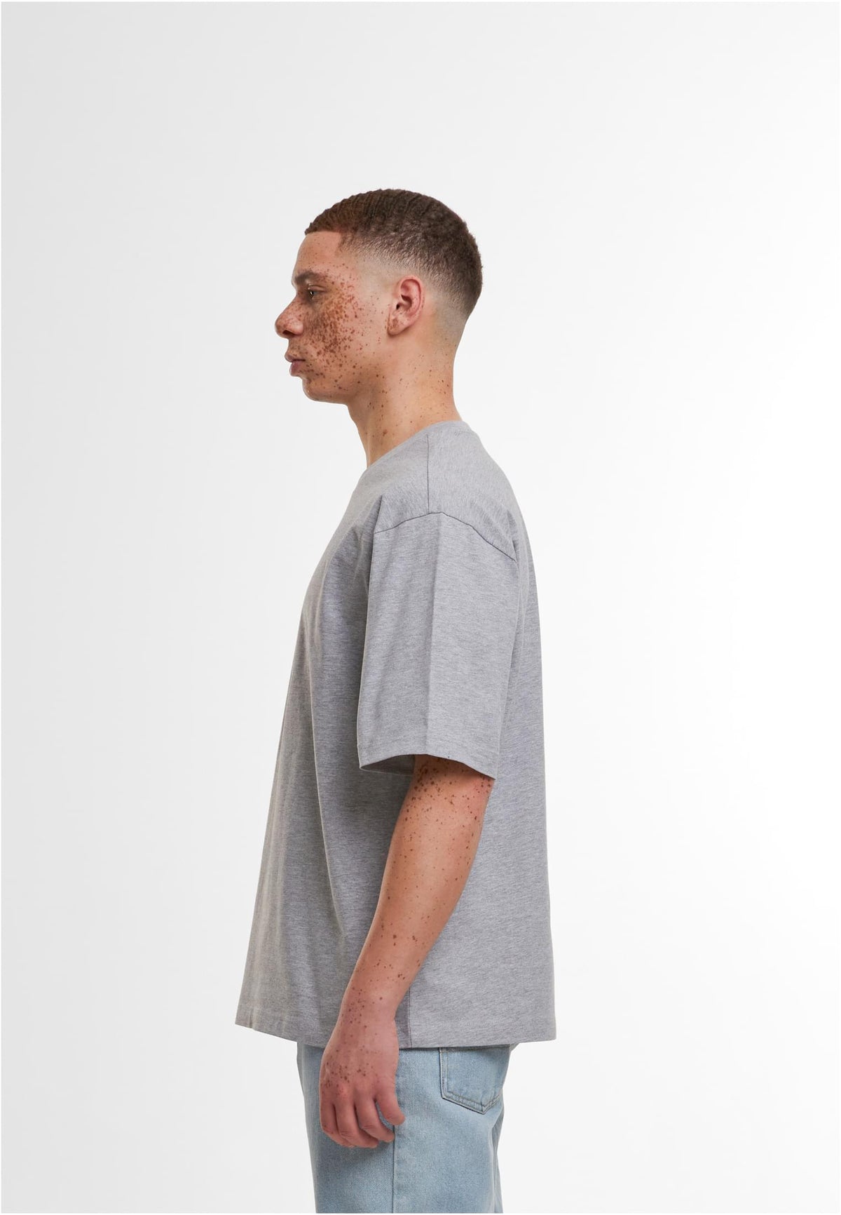 Loose Fit Tee 200 GSM