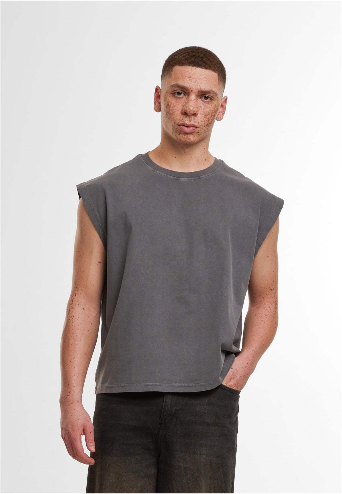 Vintage Cropped Heavy Sleeveless Tee 240 GSM