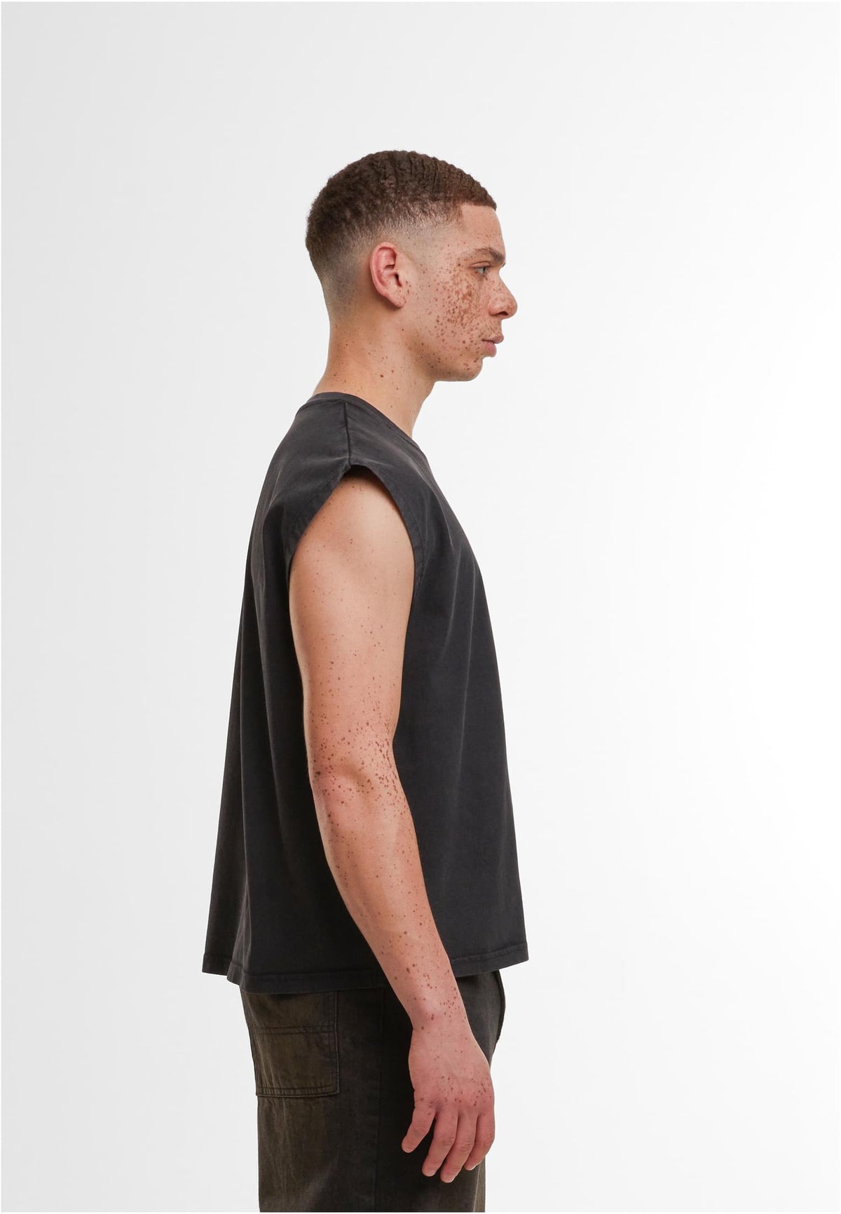 Vintage Cropped Heavy Sleeveless Tee 240 GSM
