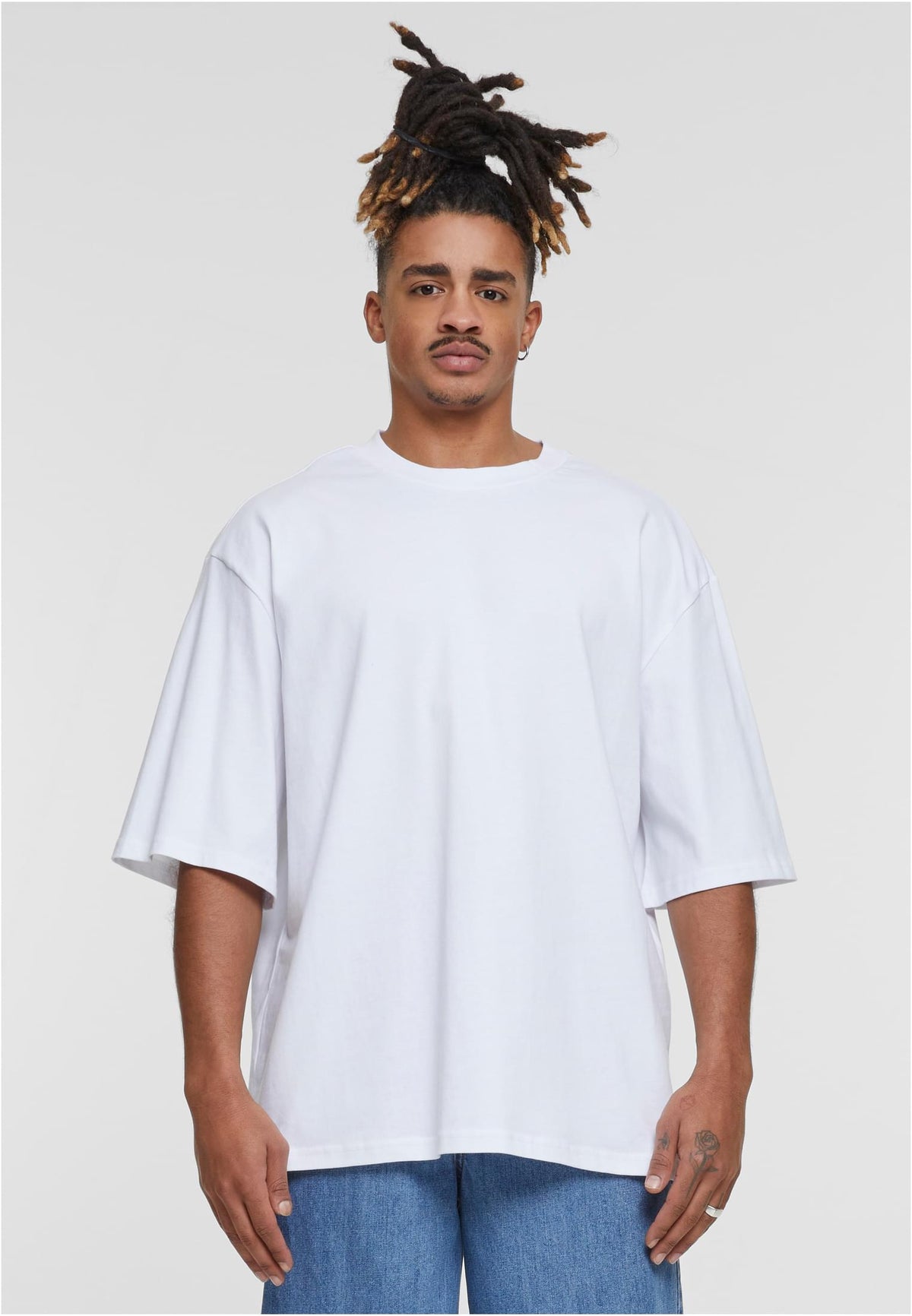 Oversized Sleeve T-Shirt 240 GSM