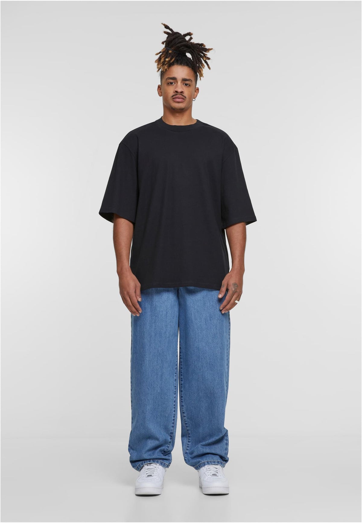 Oversized Sleeve T-Shirt 240 GSM
