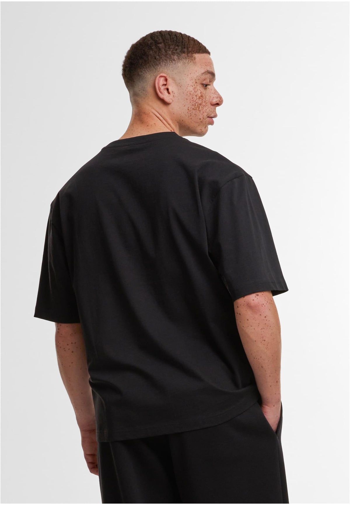 Loose Fit Tee 200 GSM