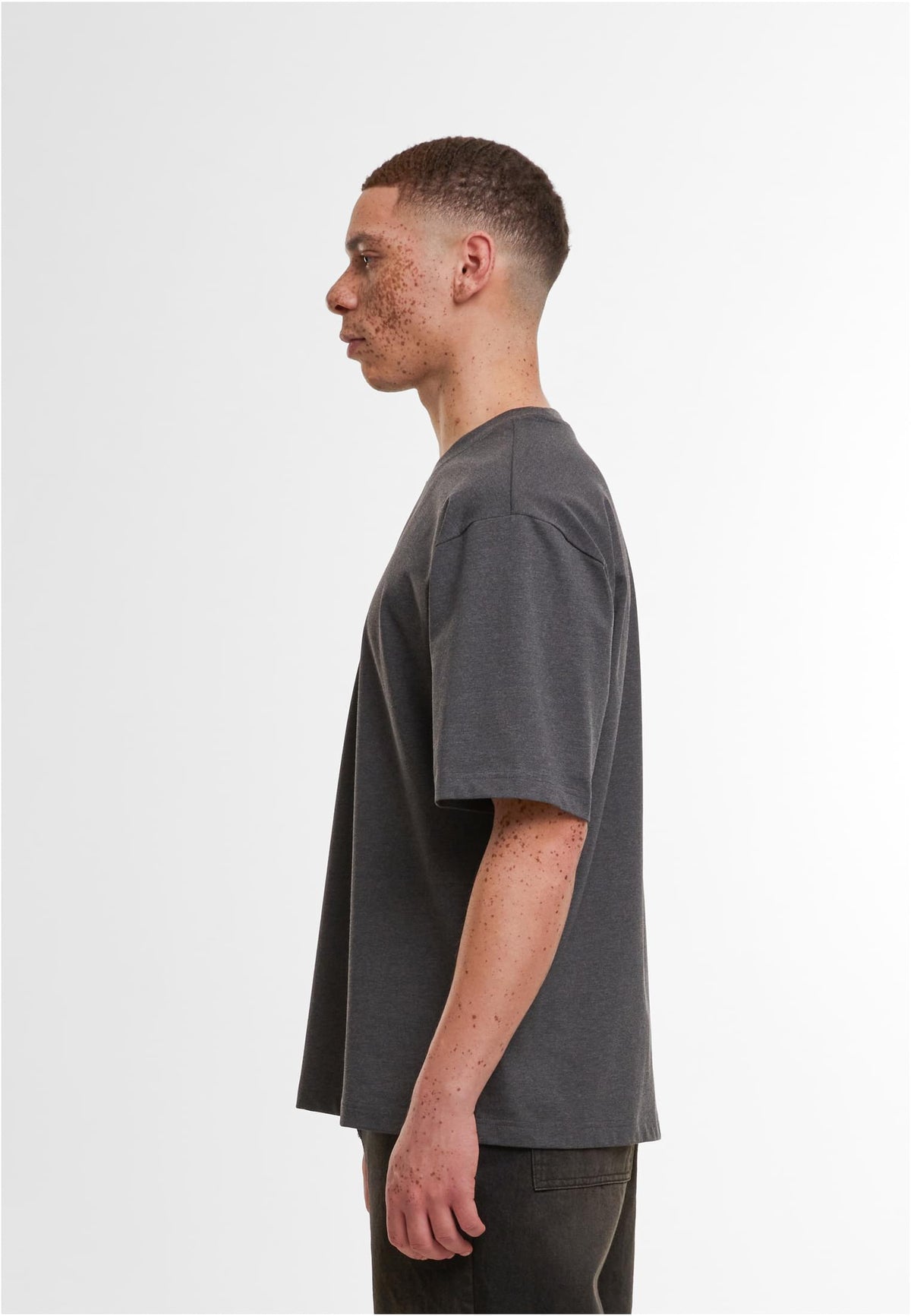Loose Fit Tee 200 GSM