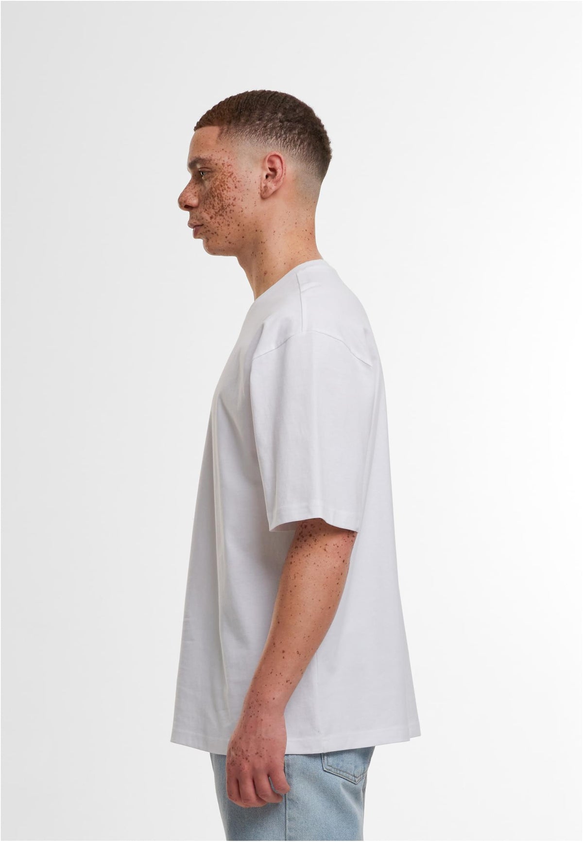 Loose Fit Tee 200 GSM