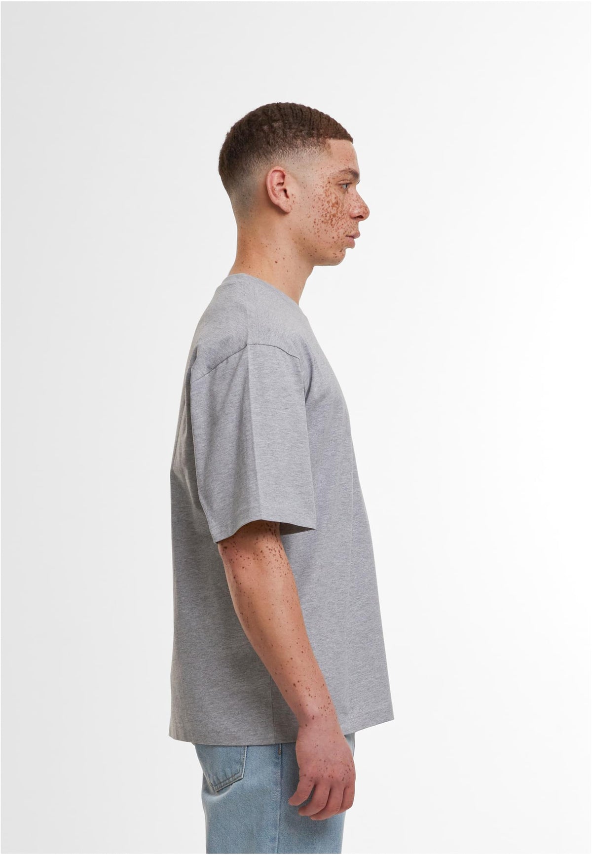 Loose Fit Tee 200 GSM